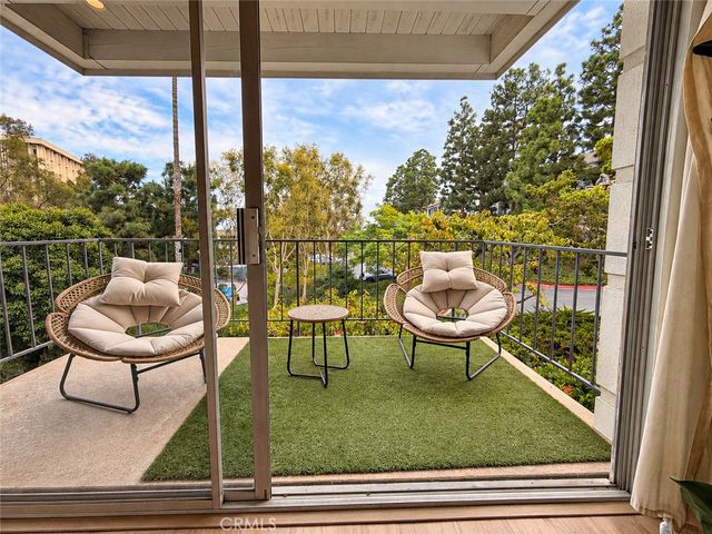 200 McNeil Lane 210, Newport Beach, CA 92663