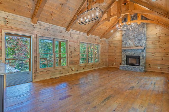 100 Crystal Oliver Lane, Blue Ridge, GA 30513
