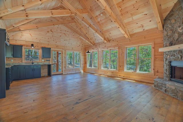 100 Crystal Oliver Lane, Blue Ridge, GA 30513