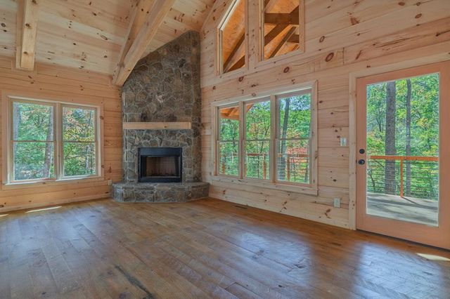 100 Crystal Oliver Lane, Blue Ridge, GA 30513