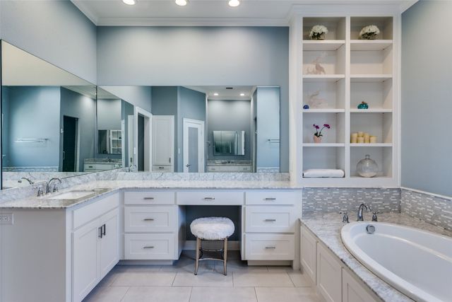 3720 Briarhaven Road, Fort Worth, TX 76109