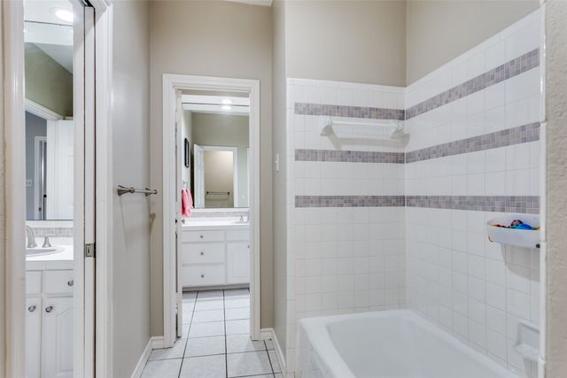 3720 Briarhaven Road, Fort Worth, TX 76109