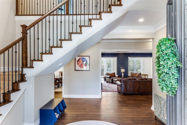 3720 Briarhaven Road, Fort Worth, TX 76109