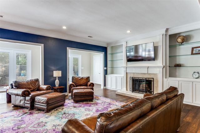 3720 Briarhaven Road, Fort Worth, TX 76109