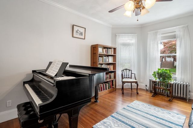 15 Oakland St 1, Boston, MA 02135