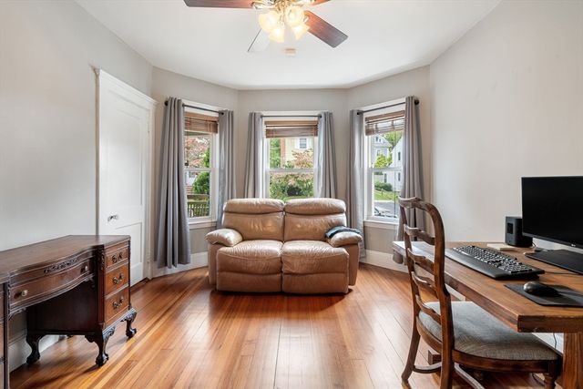 15 Oakland St 1, Boston, MA 02135