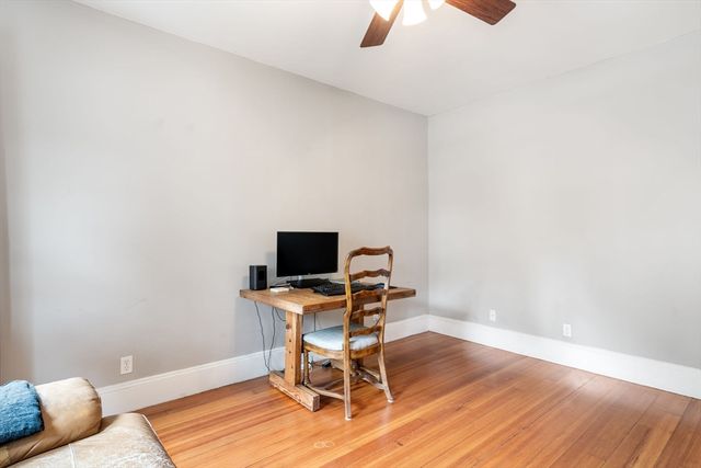 15 Oakland St 1, Boston, MA 02135