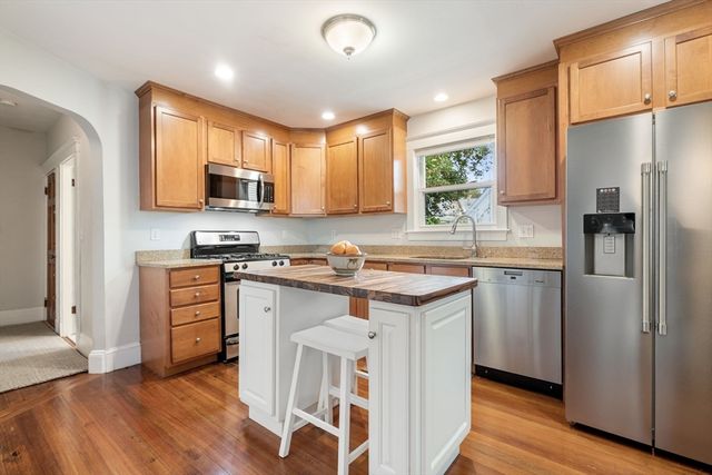 15 Oakland St 1, Boston, MA 02135