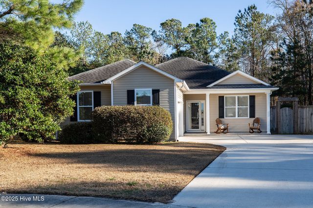 320 Coralstone Court, Leland, NC 28451