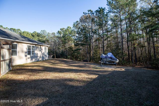 320 Coralstone Court, Leland, NC 28451