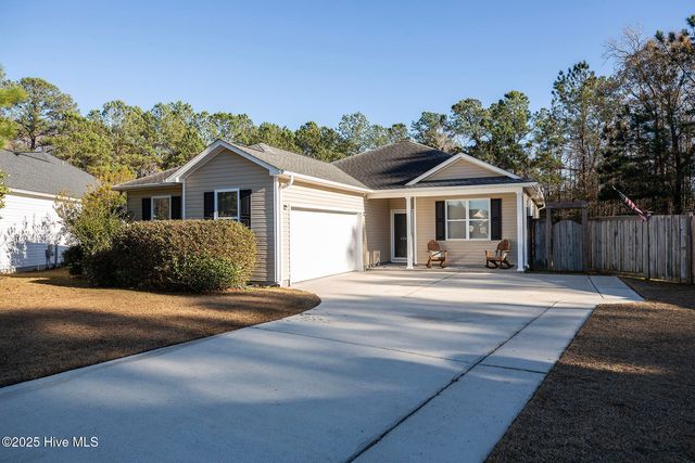 320 Coralstone Court, Leland, NC 28451