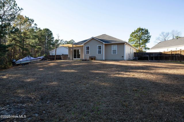 320 Coralstone Court, Leland, NC 28451