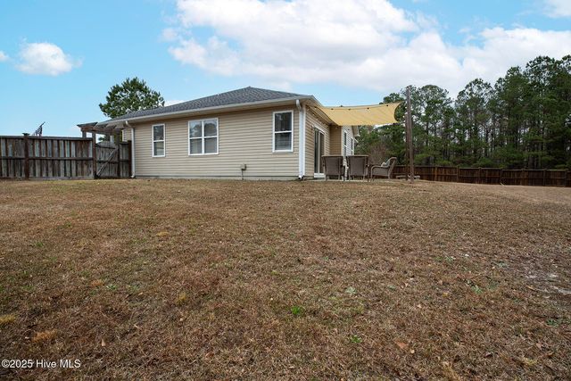 320 Coralstone Court, Leland, NC 28451