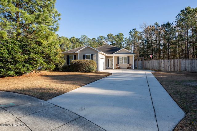 320 Coralstone Court, Leland, NC 28451