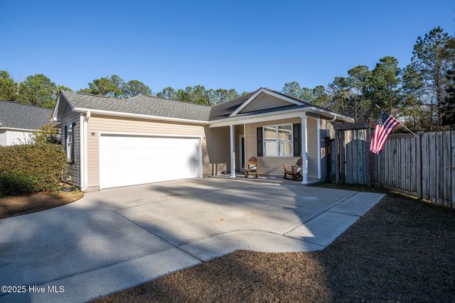 320 Coralstone Court, Leland, NC 28451