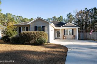 320 Coralstone Court, Leland, NC 28451