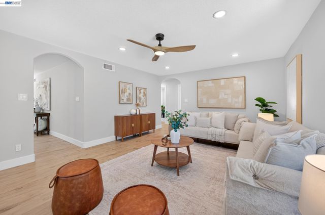 646 Joyce Street, Livermore, CA 94550