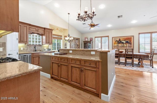 6630 E LAFAYETTE Boulevard, Scottsdale, AZ 85251