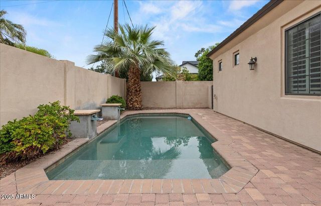 6630 E LAFAYETTE Boulevard, Scottsdale, AZ 85251