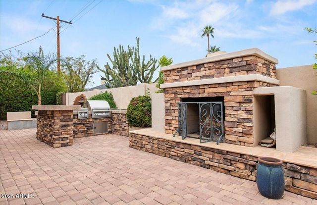 6630 E LAFAYETTE Boulevard, Scottsdale, AZ 85251