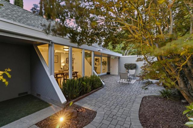 719 Jackpine Court, Sunnyvale, CA 94086