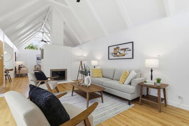 719 Jackpine Court, Sunnyvale, CA 94086