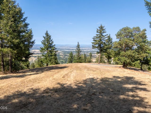 3587 S Stage Road Lot 11, Medford, OR 97501
