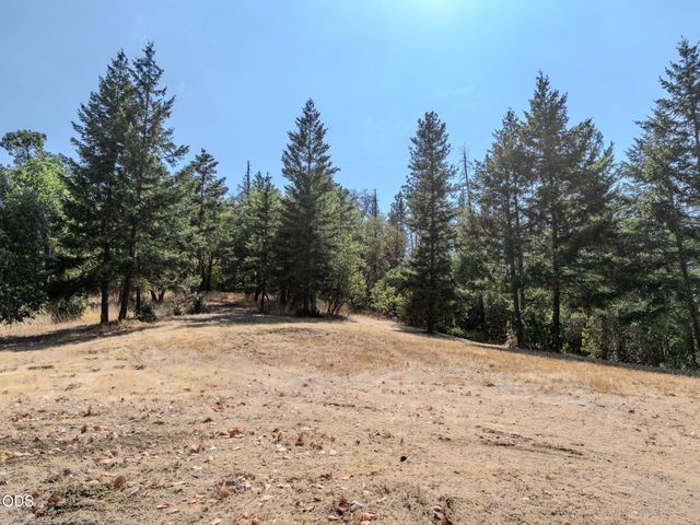 3587 S Stage Road Lot 11, Medford, OR 97501