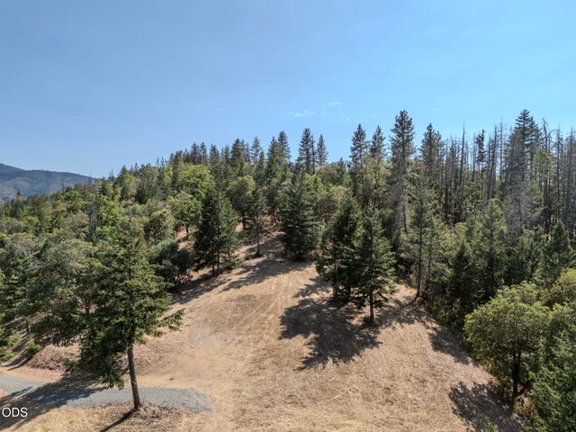 3587 S Stage Road Lot 11, Medford, OR 97501