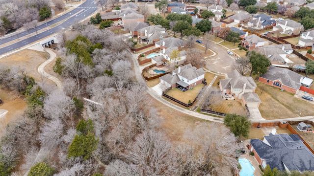 8605 Crested Cove Court, Plano, TX 75025