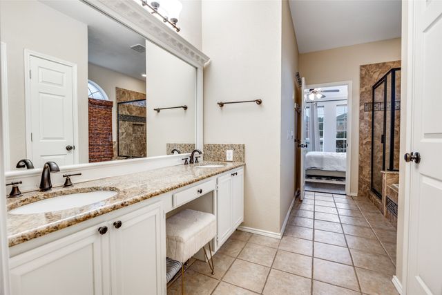 8605 Crested Cove Court, Plano, TX 75025