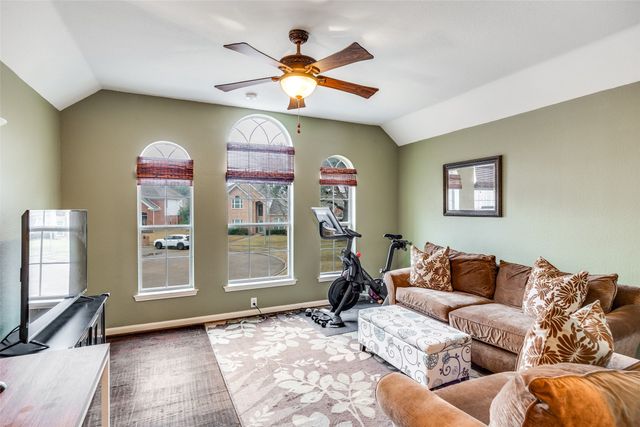 8605 Crested Cove Court, Plano, TX 75025