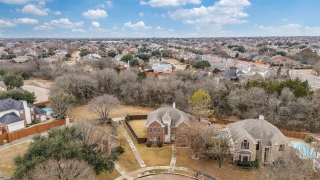 8605 Crested Cove Court, Plano, TX 75025