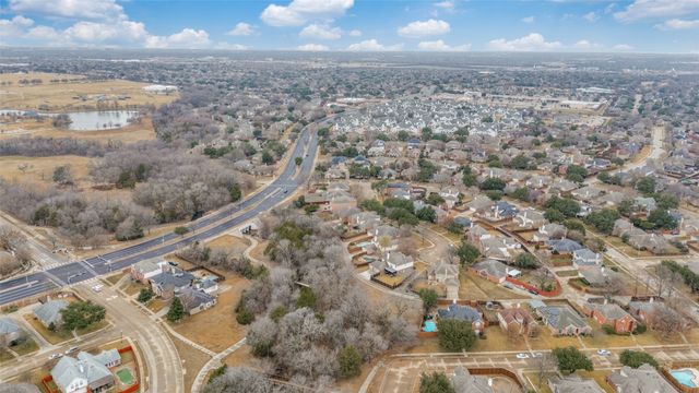 8605 Crested Cove Court, Plano, TX 75025