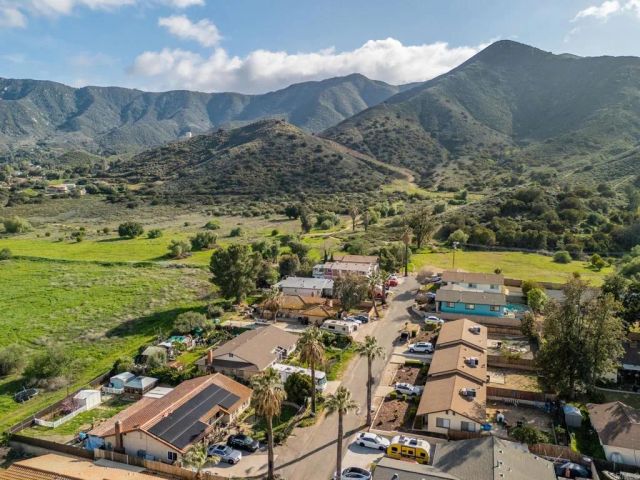 33115 Evergreen Sreet, Lake Elsinore, CA 92530