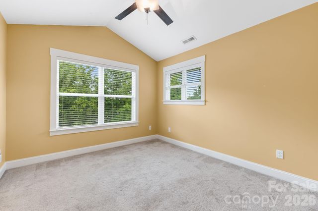 2 Cottage Cove Lane, Asheville, NC 28803