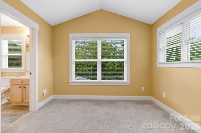 2 Cottage Cove Lane, Asheville, NC 28803