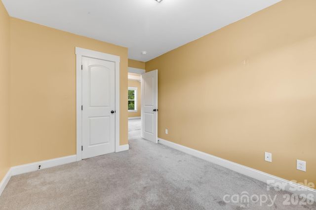 2 Cottage Cove Lane, Asheville, NC 28803