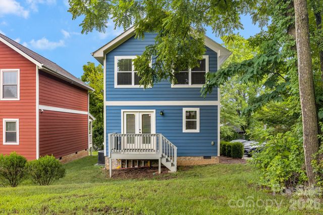 2 Cottage Cove Lane, Asheville, NC 28803