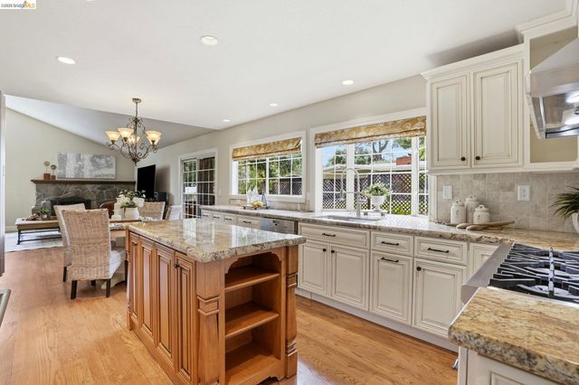 29 Mcconnell Ln, Walnut Creek, CA 94596