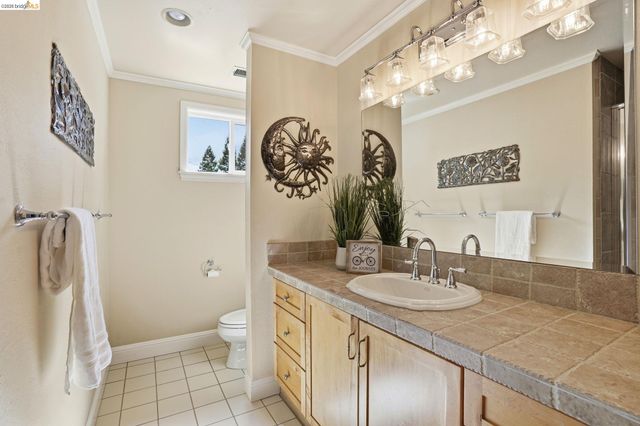 29 Mcconnell Ln, Walnut Creek, CA 94596