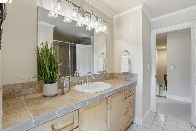 29 Mcconnell Ln, Walnut Creek, CA 94596