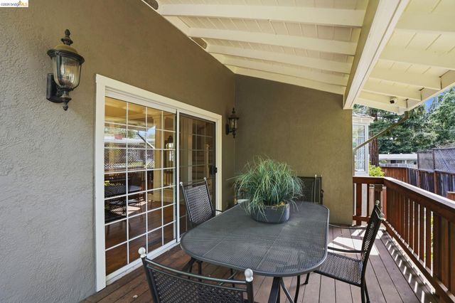 29 Mcconnell Ln, Walnut Creek, CA 94596