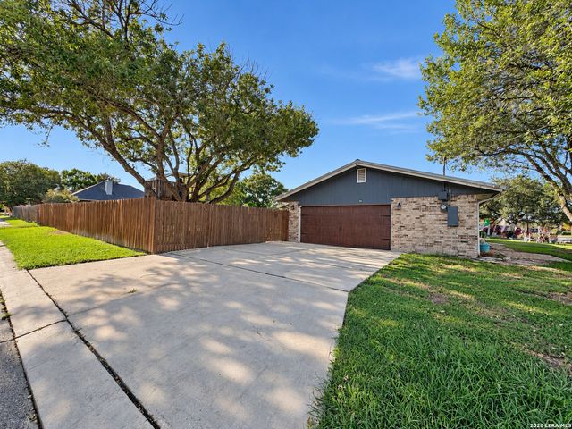 1250 Hollyhock lane, New Braunfels, TX 78130