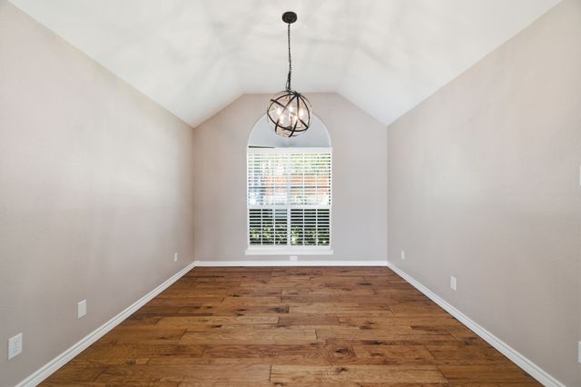 8417 Castle Creek Road, North Richland Hills, TX 76182