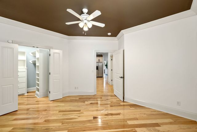 1003 Champion Hills Dr, Kingston Springs, TN 37082