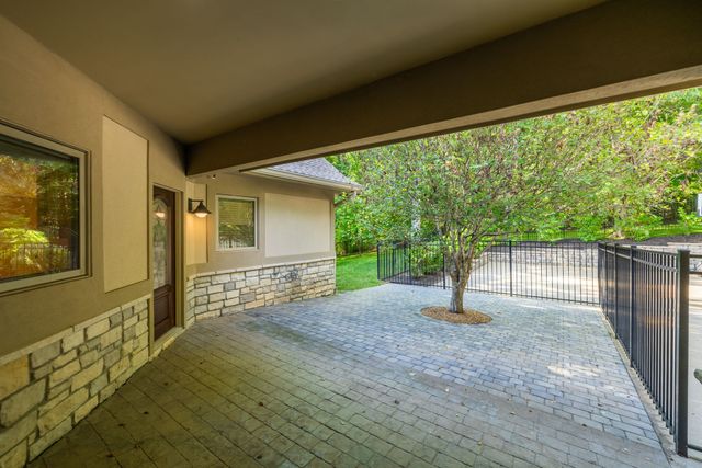 1003 Champion Hills Dr, Kingston Springs, TN 37082