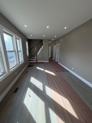 10426 S Calhoun Avenue, Chicago, IL 60617