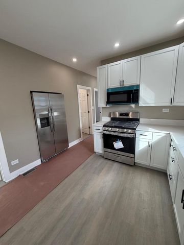 10426 S Calhoun Avenue, Chicago, IL 60617