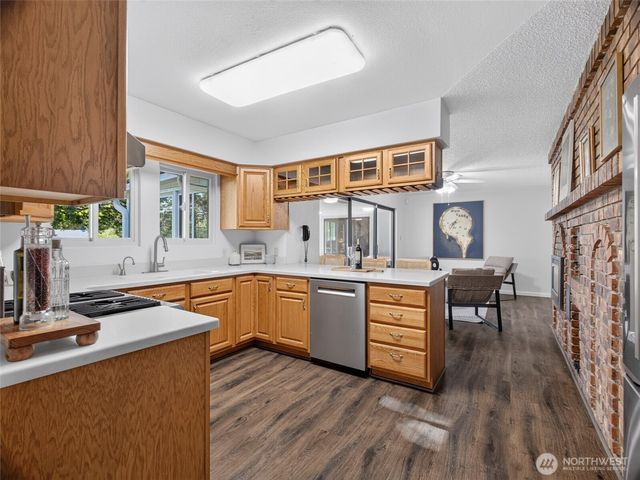8918 230th Avenue E, Buckley, WA 98321